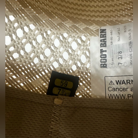 Cody Johnson Resistol straw hat
Size 7 3/8
New with tags - Picture 3 of 4